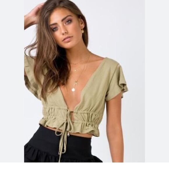 Princess Polly Jamison Reid Crop Top - Picture 1 of 7